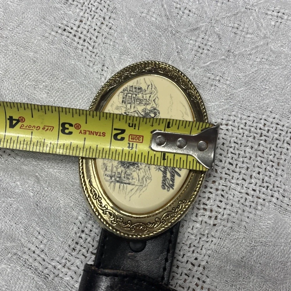Vtg Scrimshaw Belt & Buckle By Barlow Calgary Stampede Sz 30 Leather